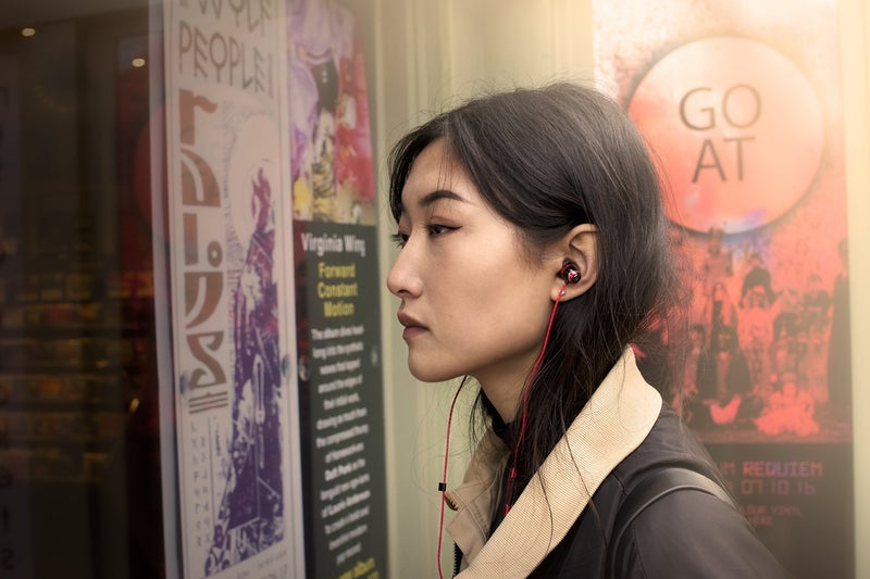 SoundMAGIC E10C Wired Earbuds with Microphone HiFi Stereo Earphones Noise Isolating in Ear Headphones Powerful Bass Tangle Free Cord Black Red - Image 2